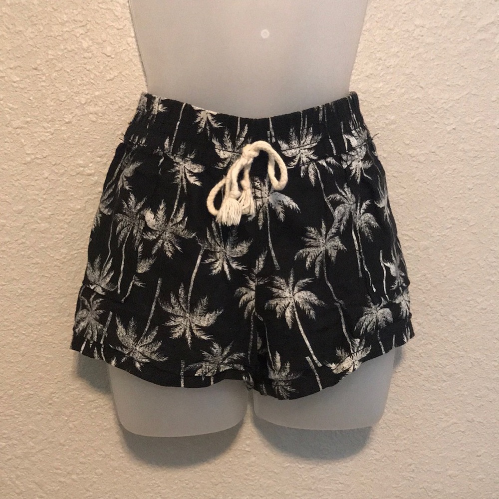 beach shorts
